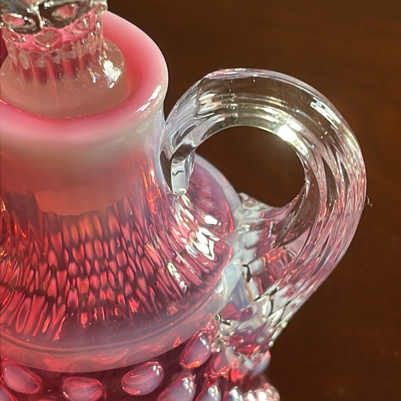 Fenton Cranberry opalescent hobnail oil cruet - Picture 4 of 13
